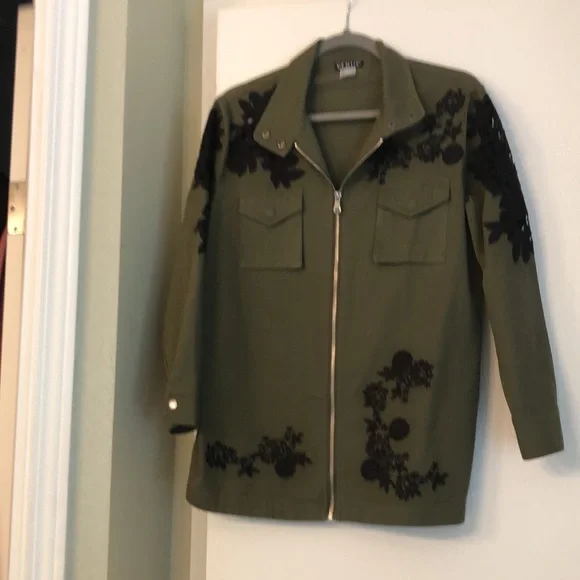 Denim jacket - Picture 2 of 3